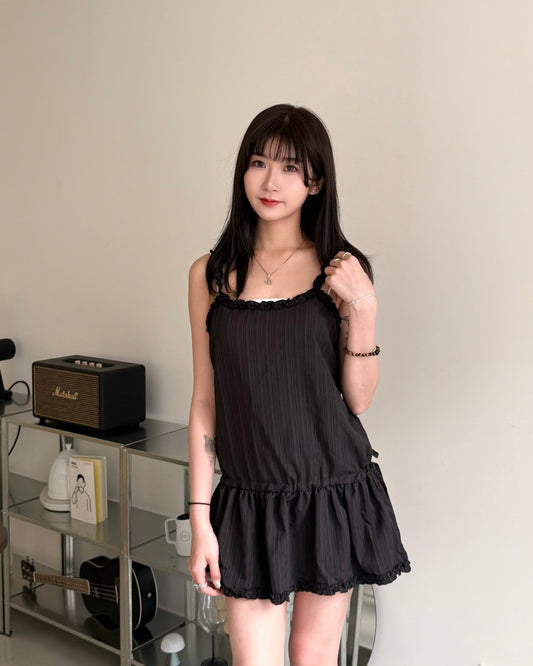 \多種穿搭!! 可塑性超高/ Soft Ruffle Slip Dress