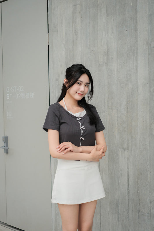\甜美假兩件/ 絲帶蝴蝶結掛頸Top