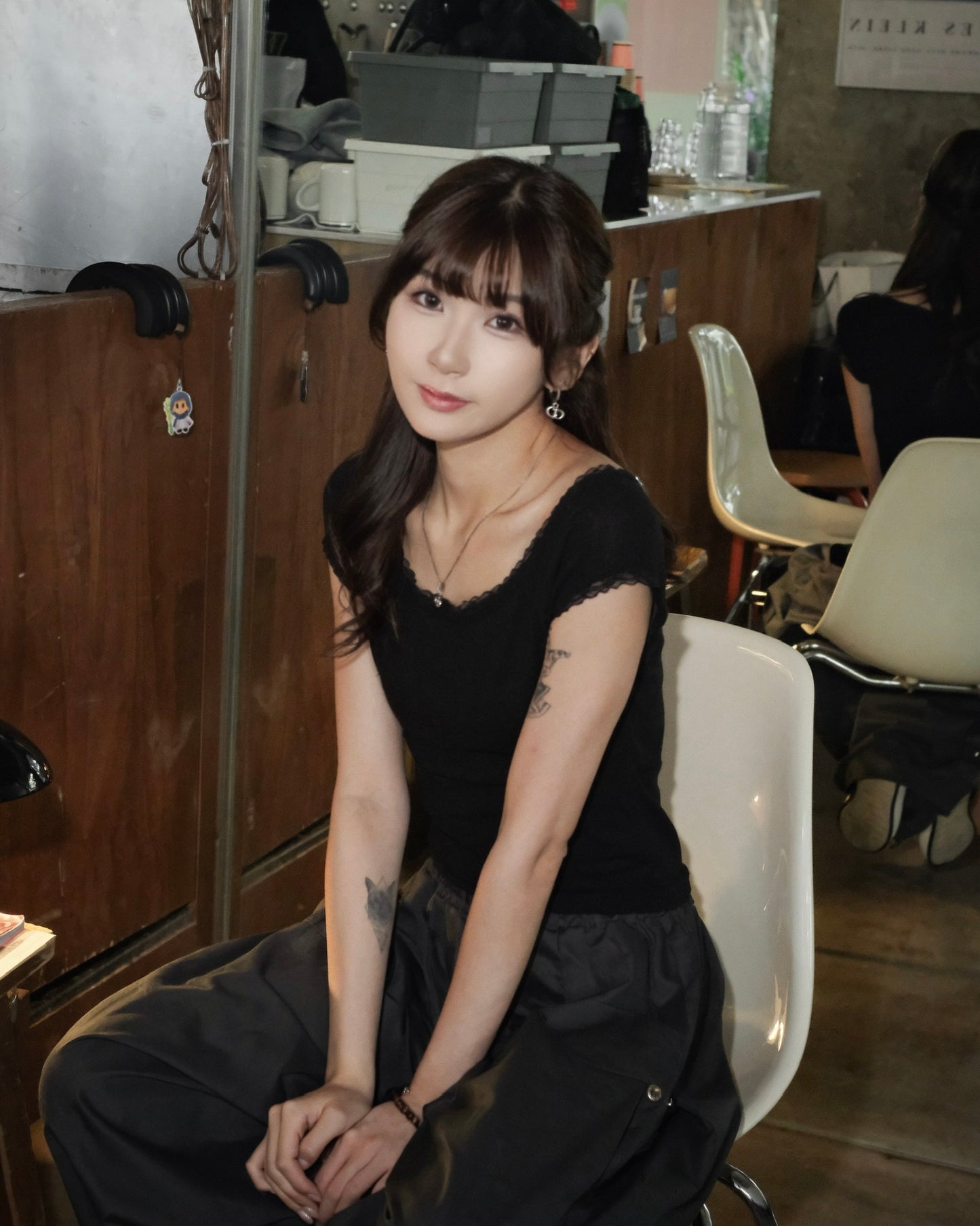 \低調甜感日常款/ Lace Trim Top