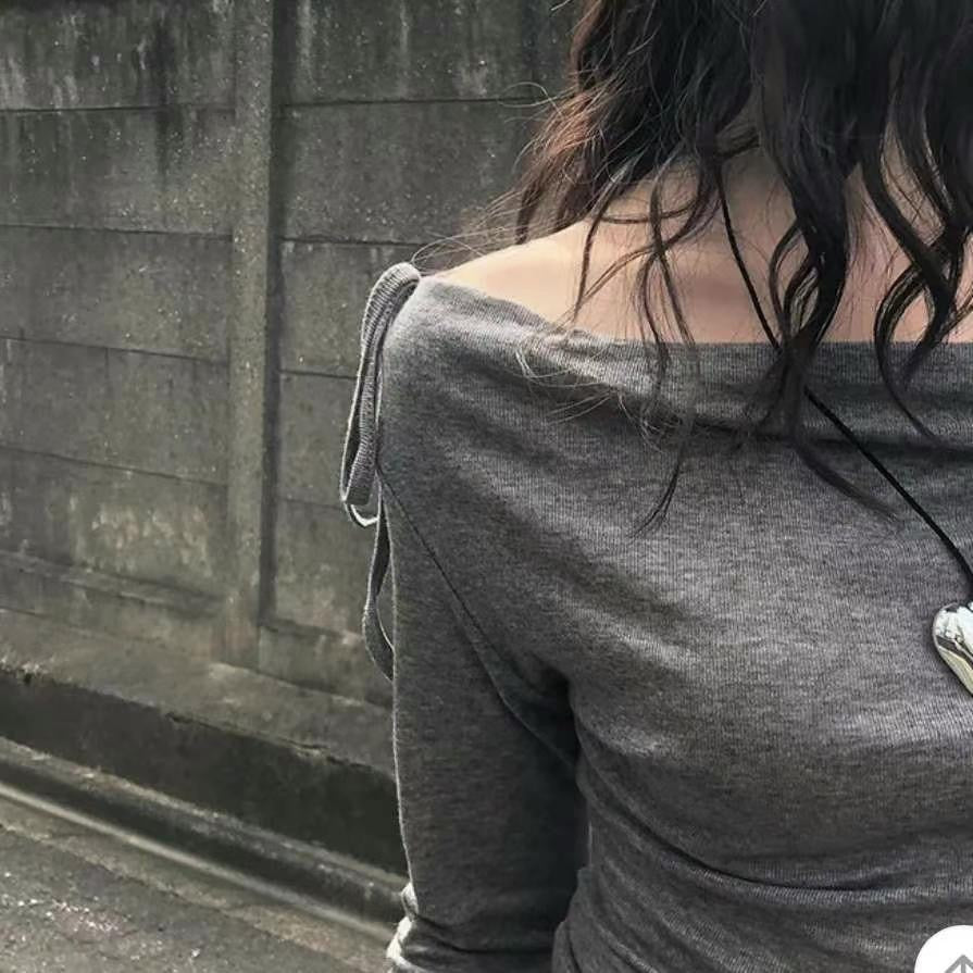 [現貨] 後背綁結貼身上衣