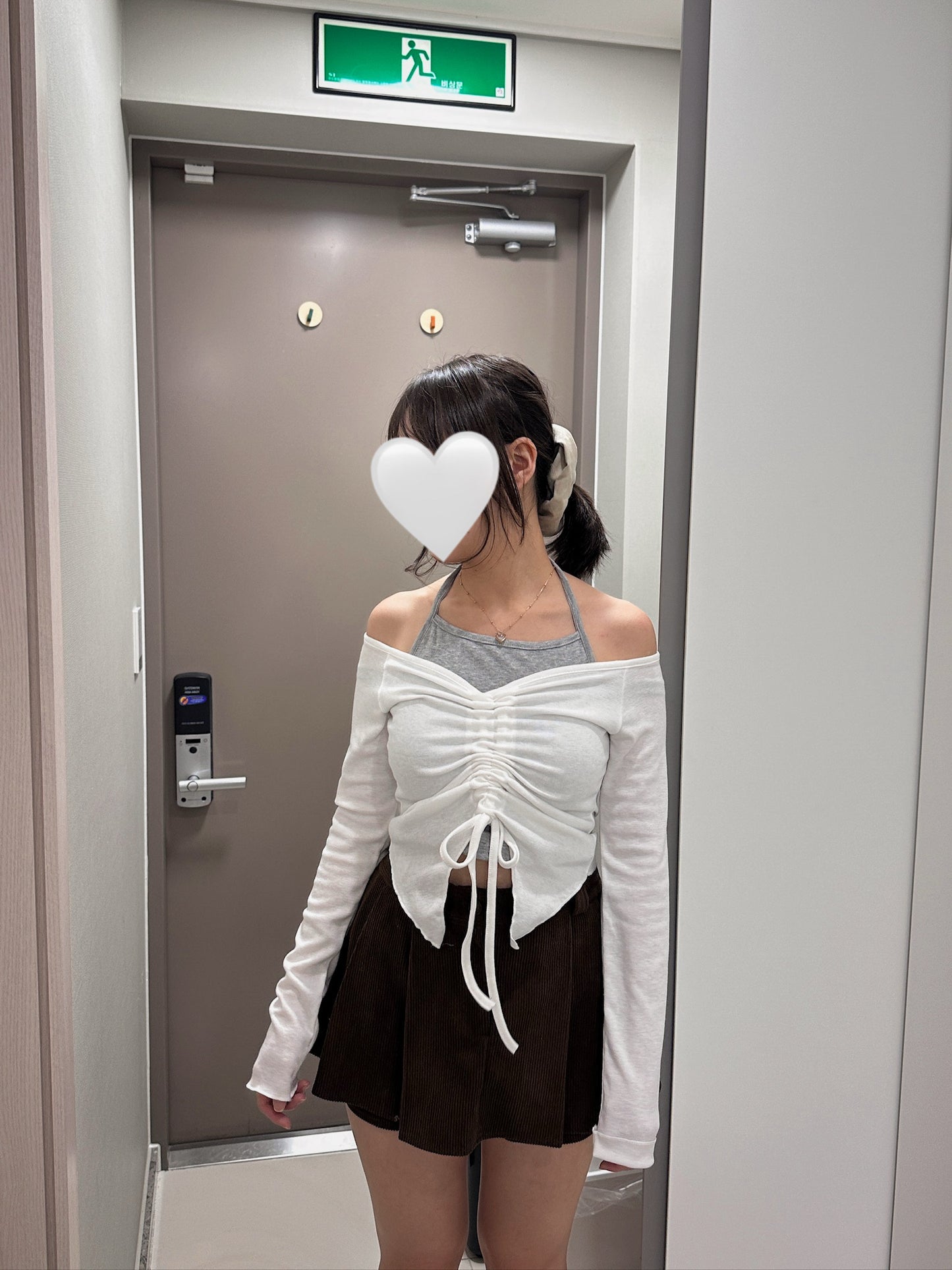 [現貨] \超美拼色+打卡able/ 簡單束繩皺皺Top