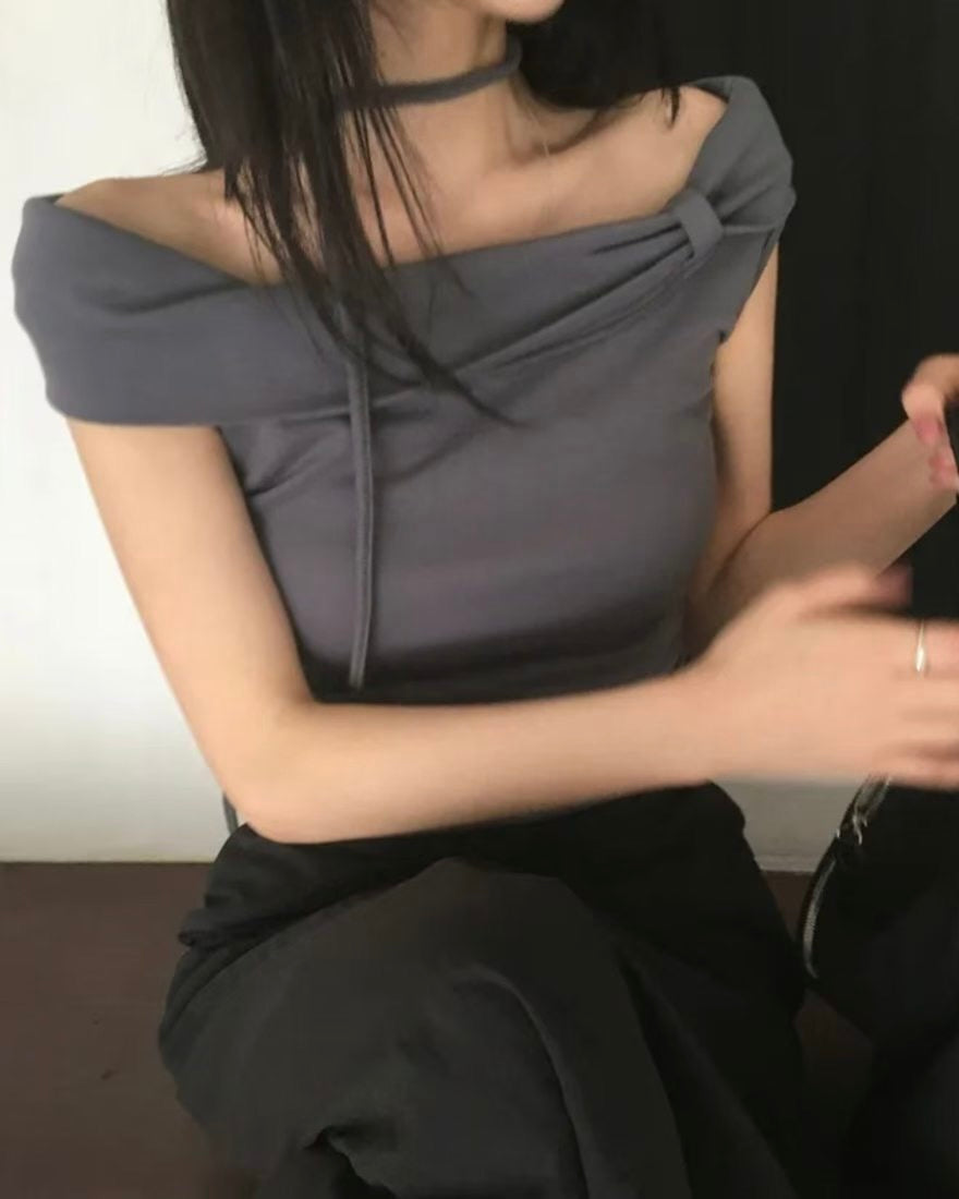 \不規則蝴蝶結🎀/ Sculpted Bow Accent Top w/ Neck Strap