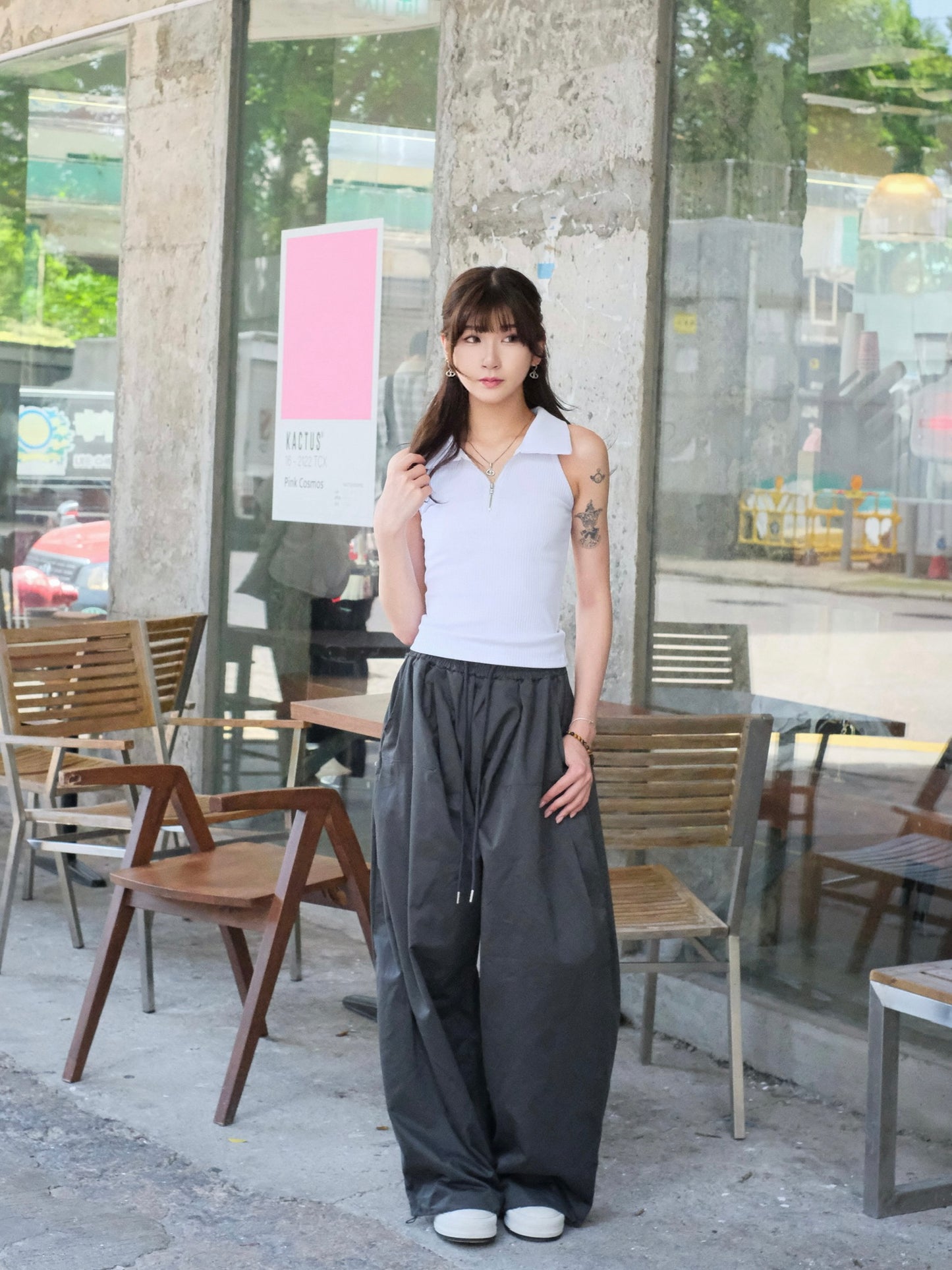 \可塑性超高型格OR性感拉鍊背心🖤/ Clean Zip Polo Top
