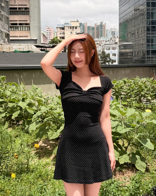 \韓國最流行波點設計+胸口蝴蝶結點綴/ Polka Dot Dress