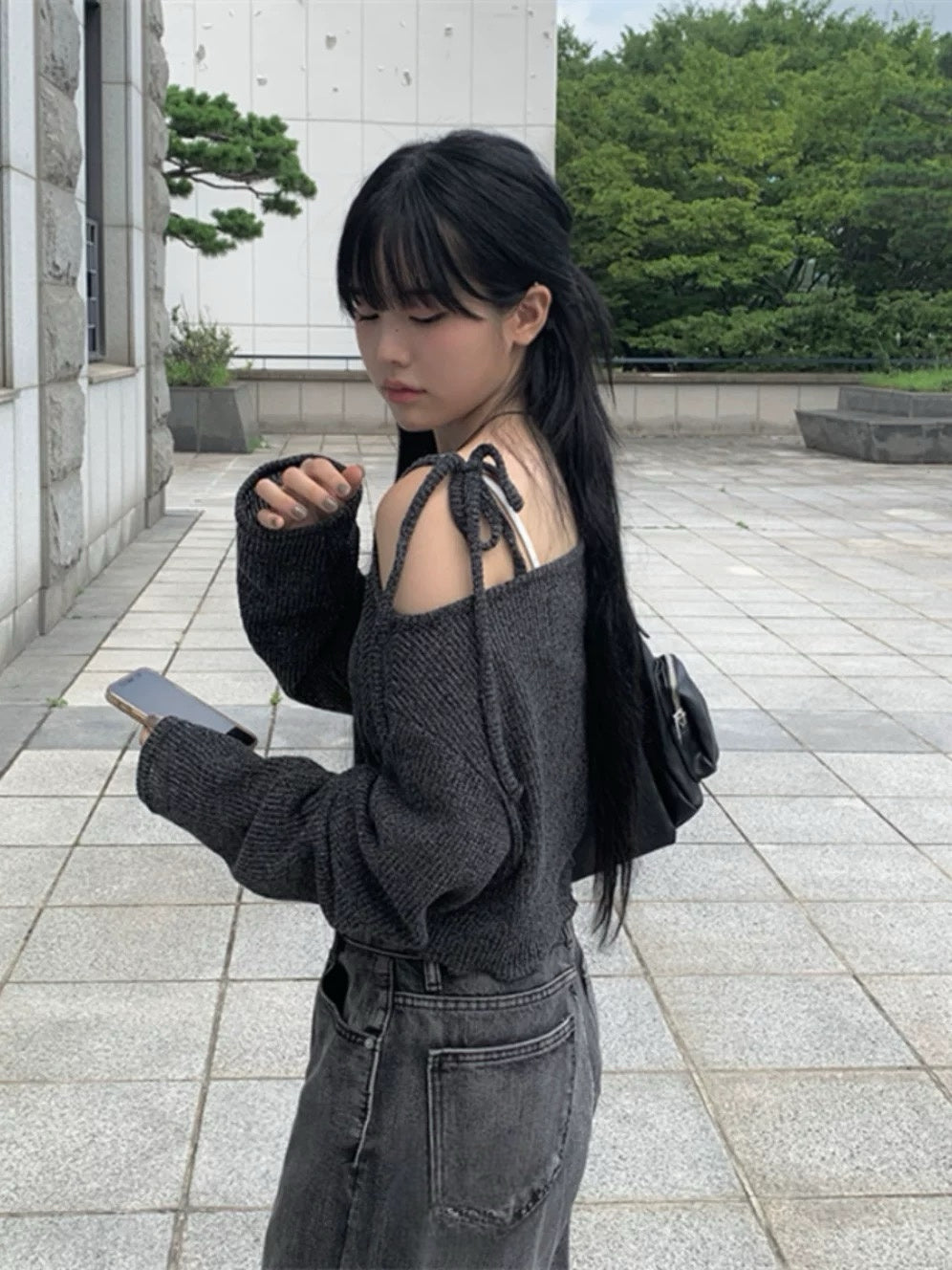 [預訂] \簡單隨性/單邊綁帶露肩Top