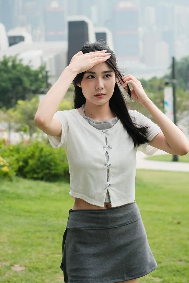 \甜美假兩件/ 絲帶蝴蝶結掛頸Top