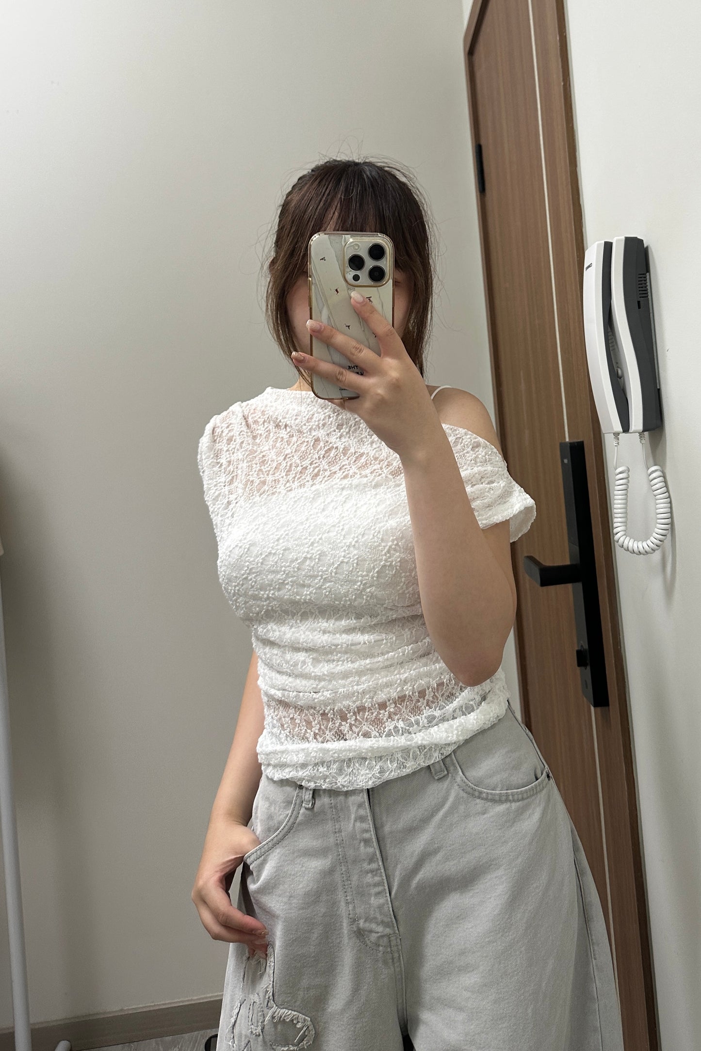 \溫柔氛圍感爆發☁️/ Lace Layered Fitted Top