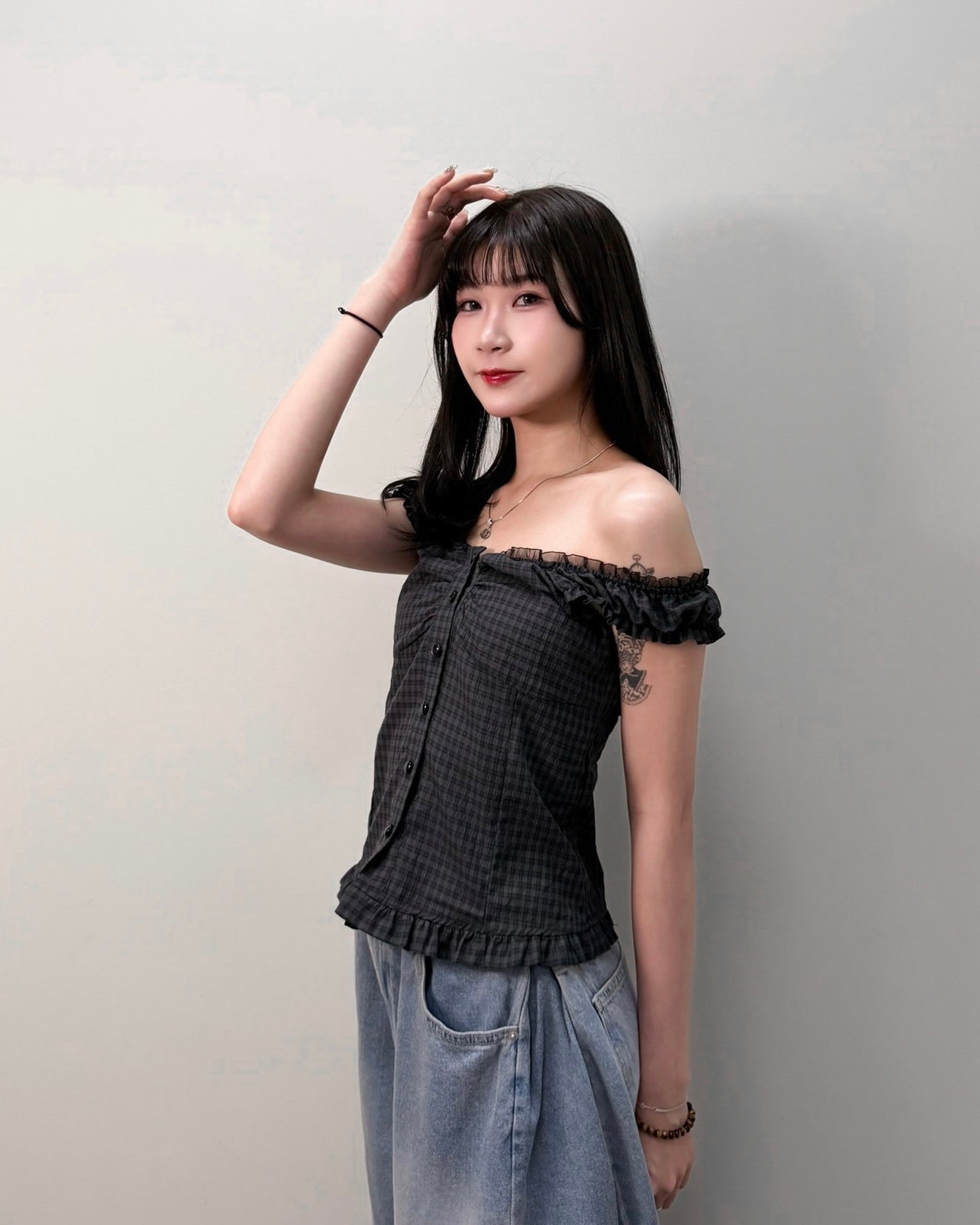 “Date With Me” Ruffle Off-Shoulder Top