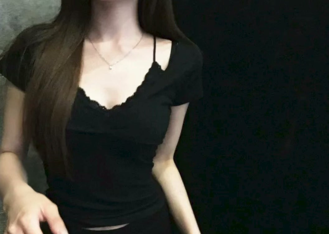 \約會氛圍感滿分♡/ Layered Lace Tee