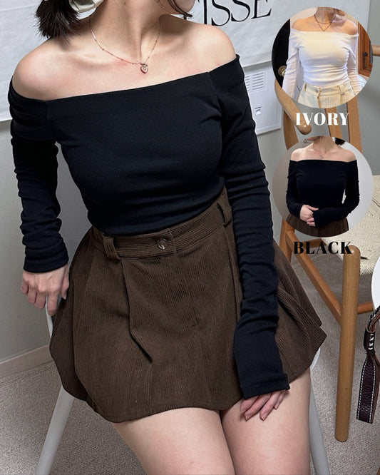 [預訂] \舒服到想擁抱自己/ 親膚一字膊Top