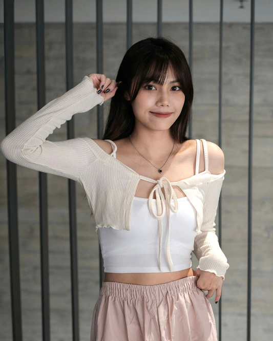 [預訂] \甜美小露肩/ 荷葉邊綁結小外套