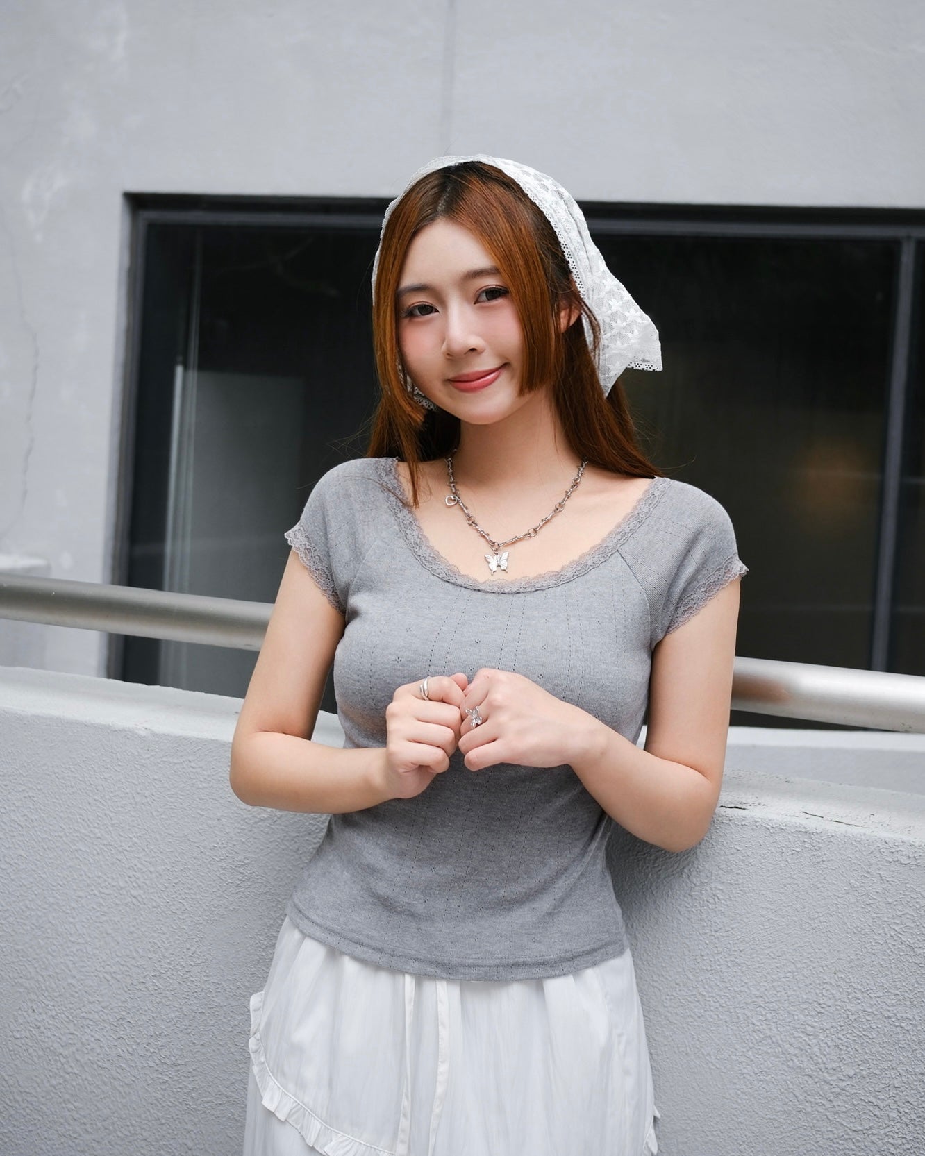 \低調甜感日常款/ Lace Trim Top