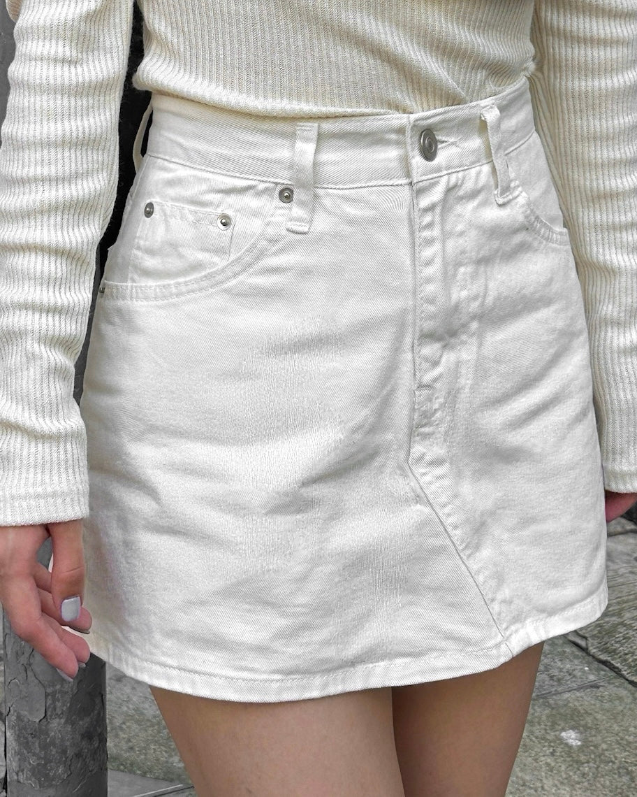 \微A字剪裁/ Curvy Fit Denim Skirt