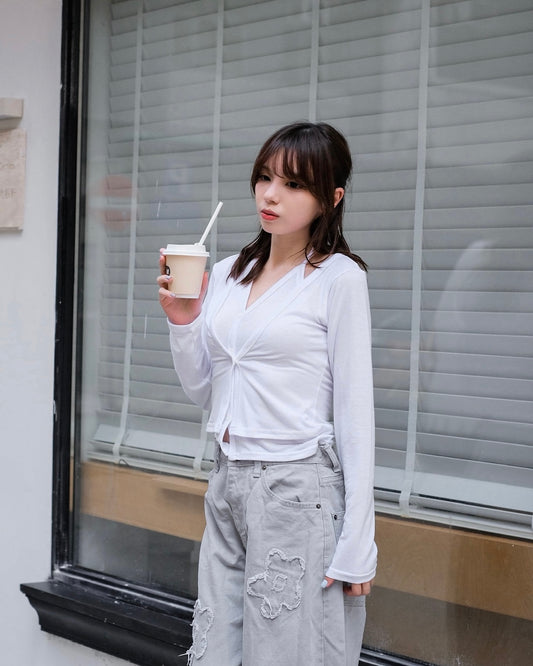 [現貨] \氣質掛頸假兩件/ Super Soft Neck-Tie Button Top