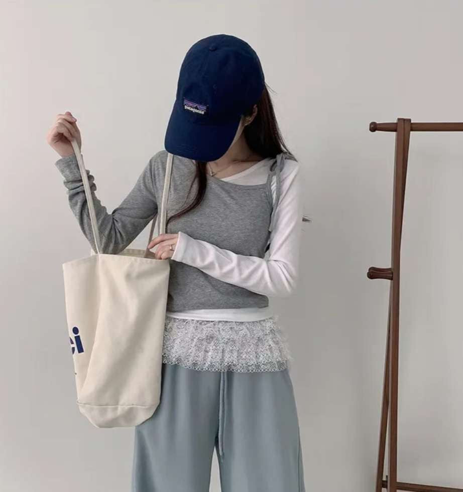 [預訂] 不規則撞色拼布Top