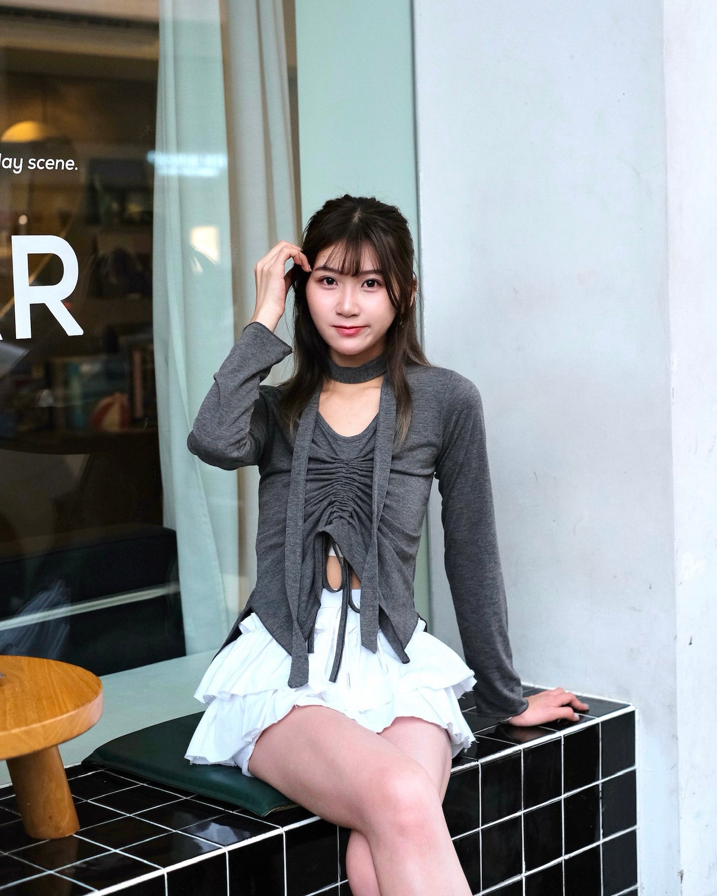 [現貨] \束繩露腰設計/ Drawstring Waist Top w/ Neck Strap