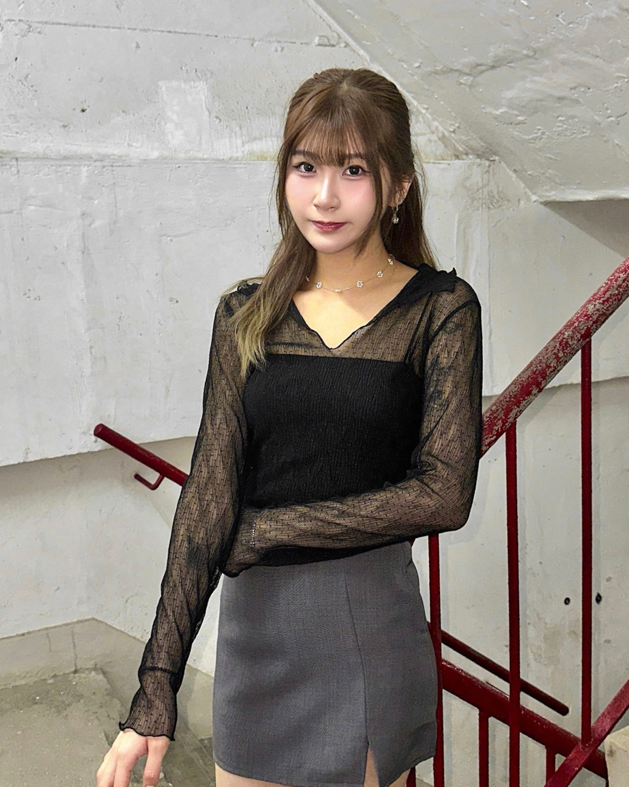 [現貨] \仙氣樹紋皺皺/ 細緻波點透紗Top