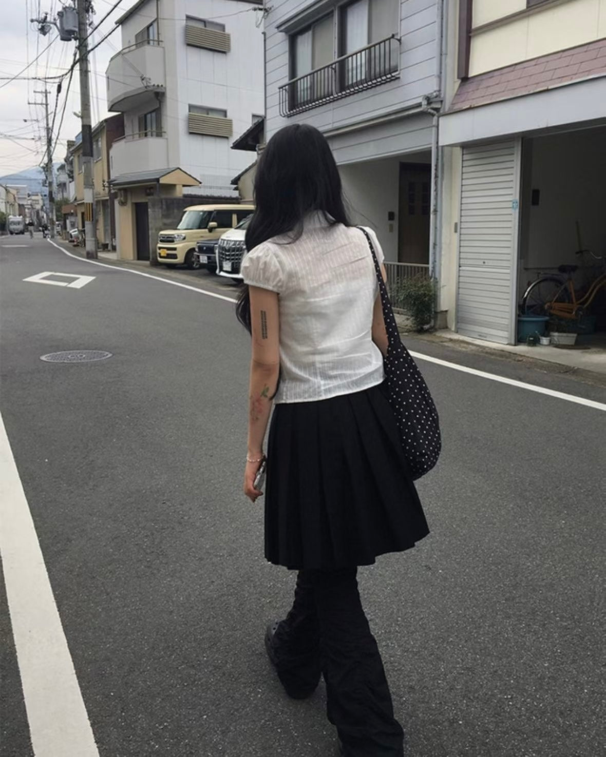 \法式空氣感恤衫/ Slim Fit Collar Top
