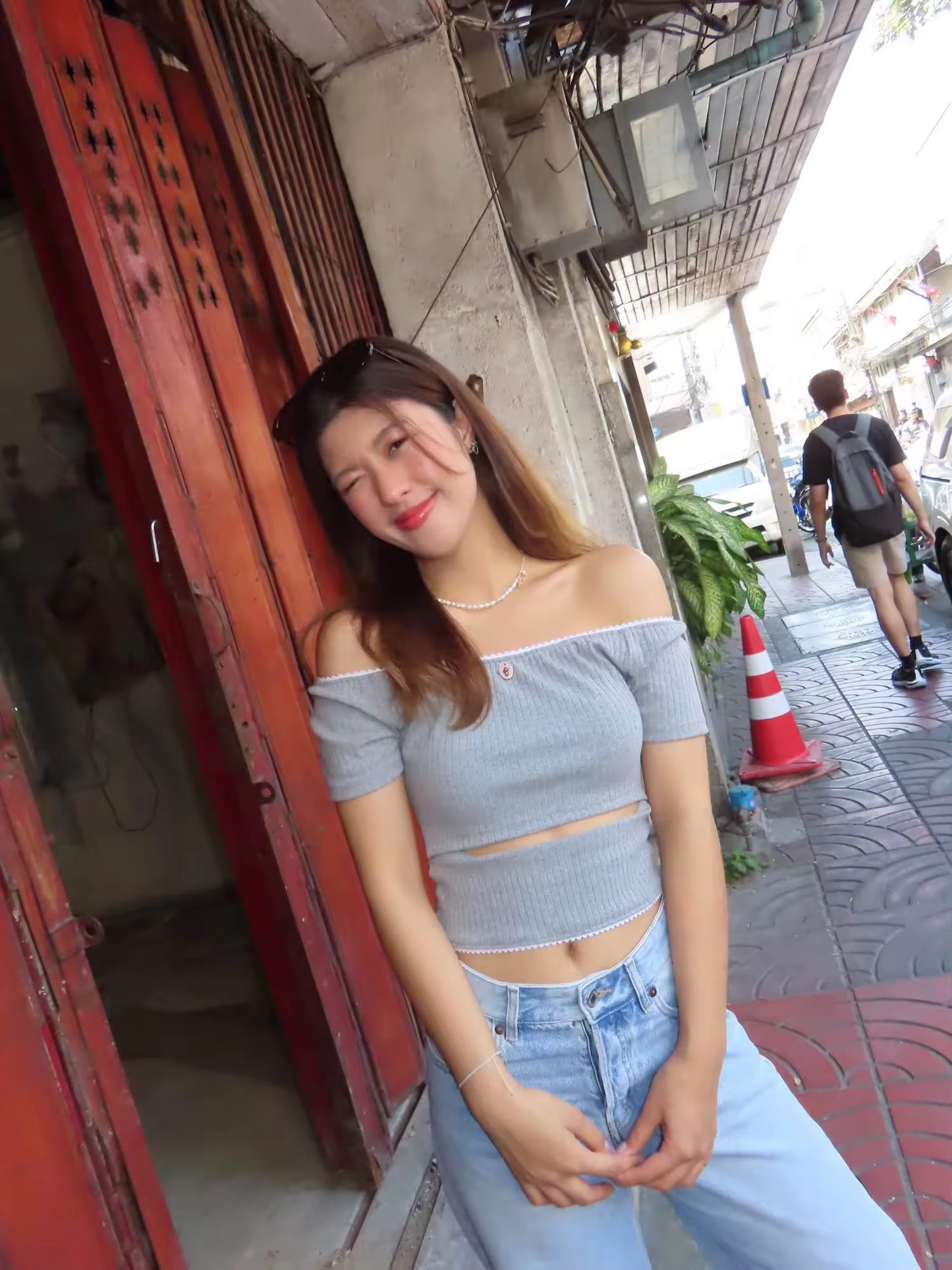 \最後泰國現貨｜泰國品牌Orange Baskets/ Pudding Off-Shoulder Top