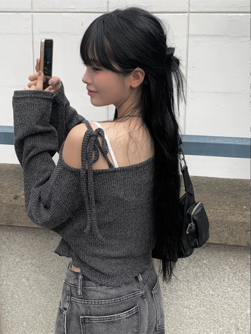 [預訂] \簡單隨性/單邊綁帶露肩Top