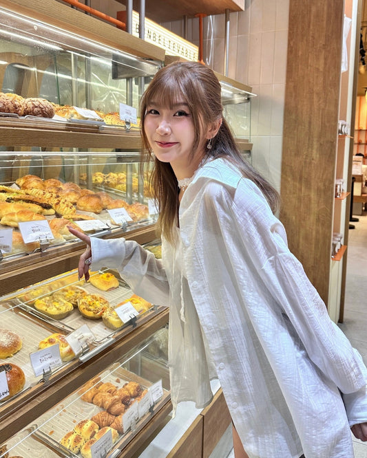 [現貨] \雲霧空氣感/ 寛鬆直紋透膚恤衫