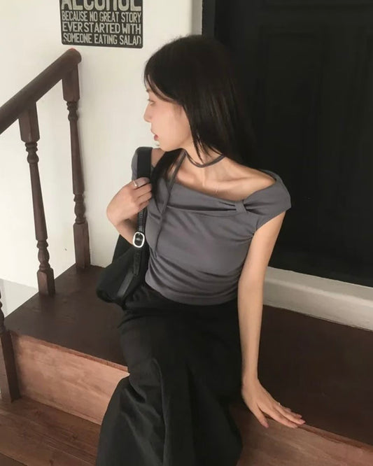 \不規則蝴蝶結🎀/ Sculpted Bow Accent Top w/ Neck Strap