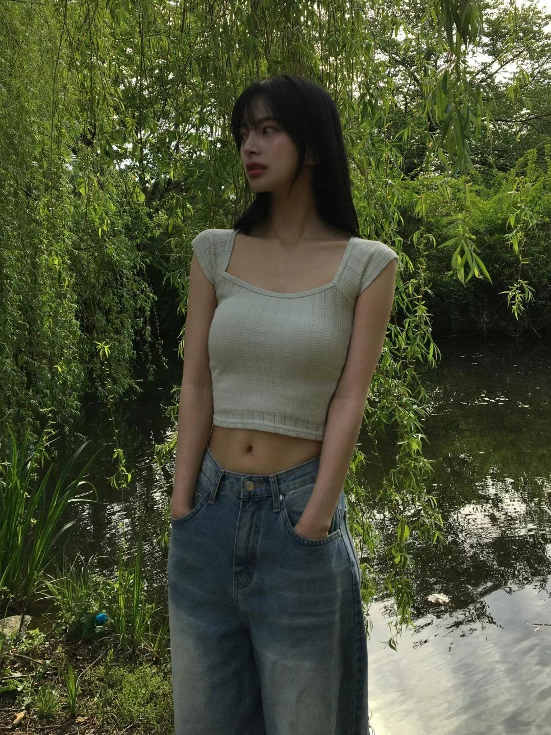 \氣質通花/ 小飛袖大方領Top