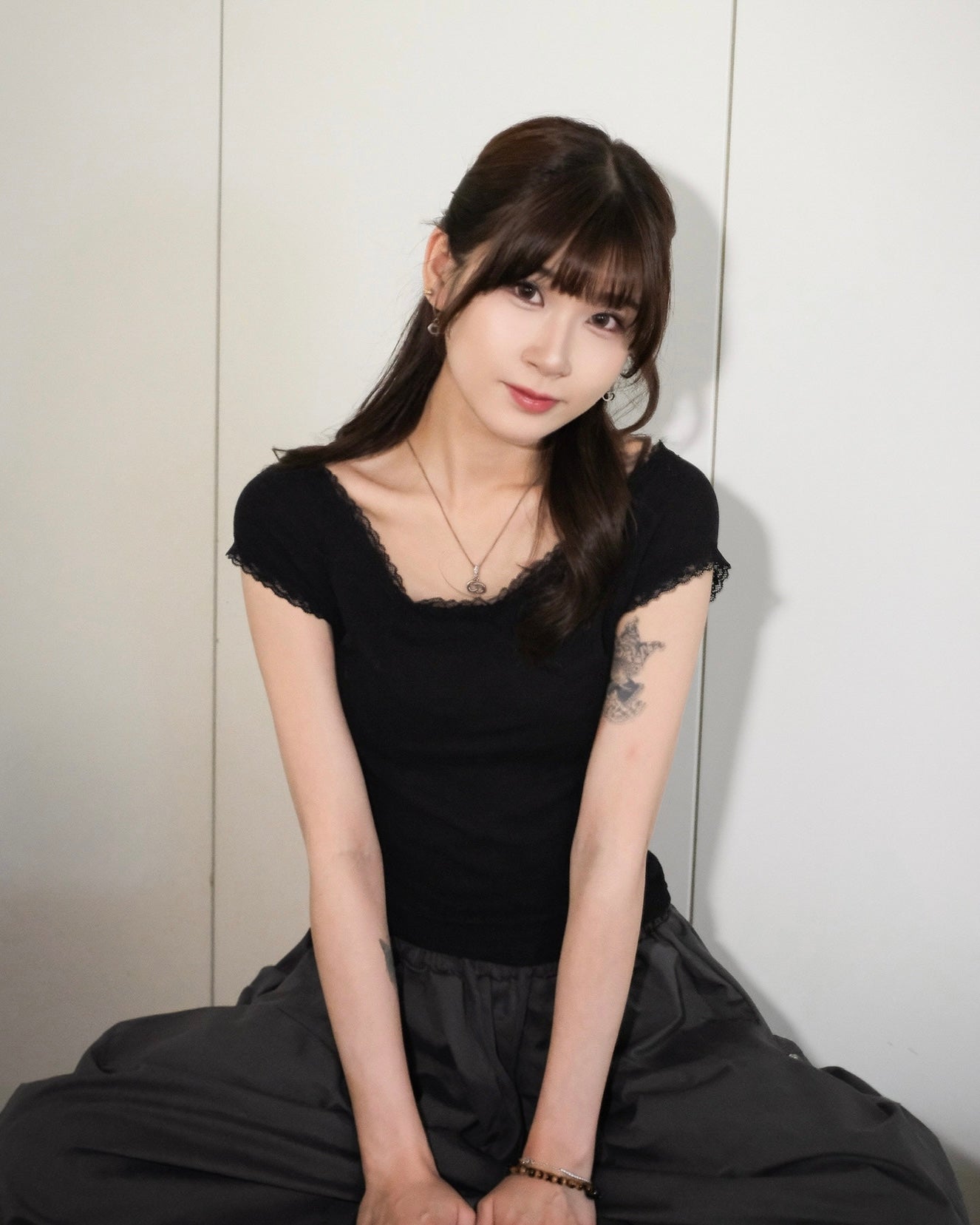 \低調甜感日常款/ Lace Trim Top
