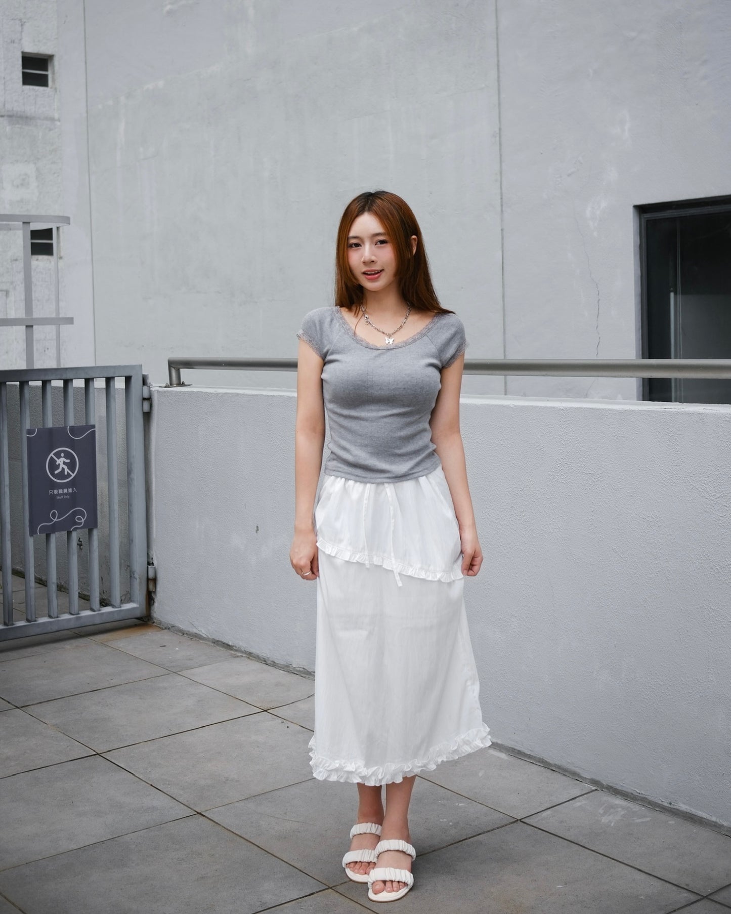 \低調甜感日常款/ Lace Trim Top