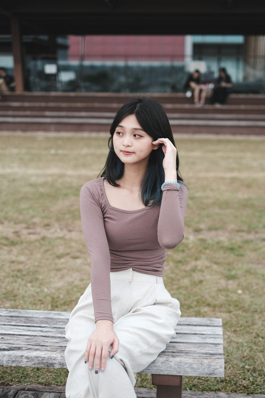 [現貨] \簡單日常/ 基本方領Top