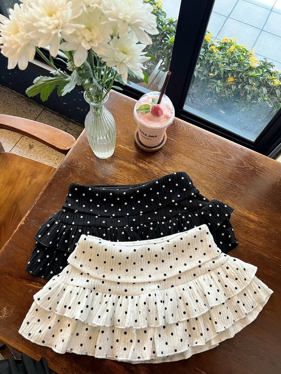 [最後泰國現貨] Polkadot Off-Shoulder Top & Miniskirt