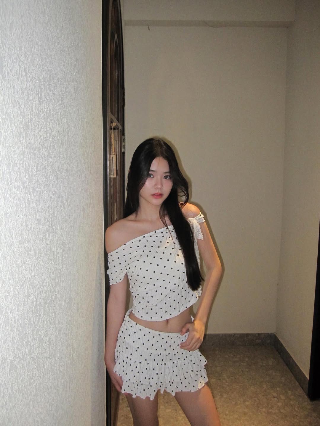 [最後泰國現貨] Polkadot Off-Shoulder Top & Miniskirt